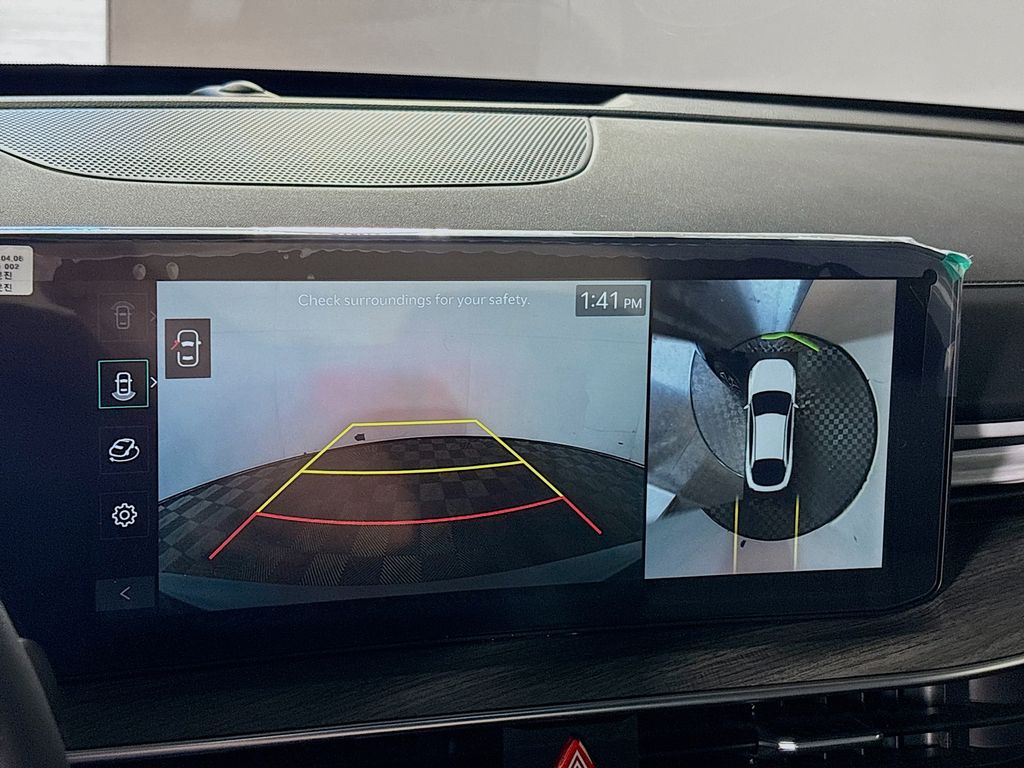 2025 Kia K5 EX photo 16