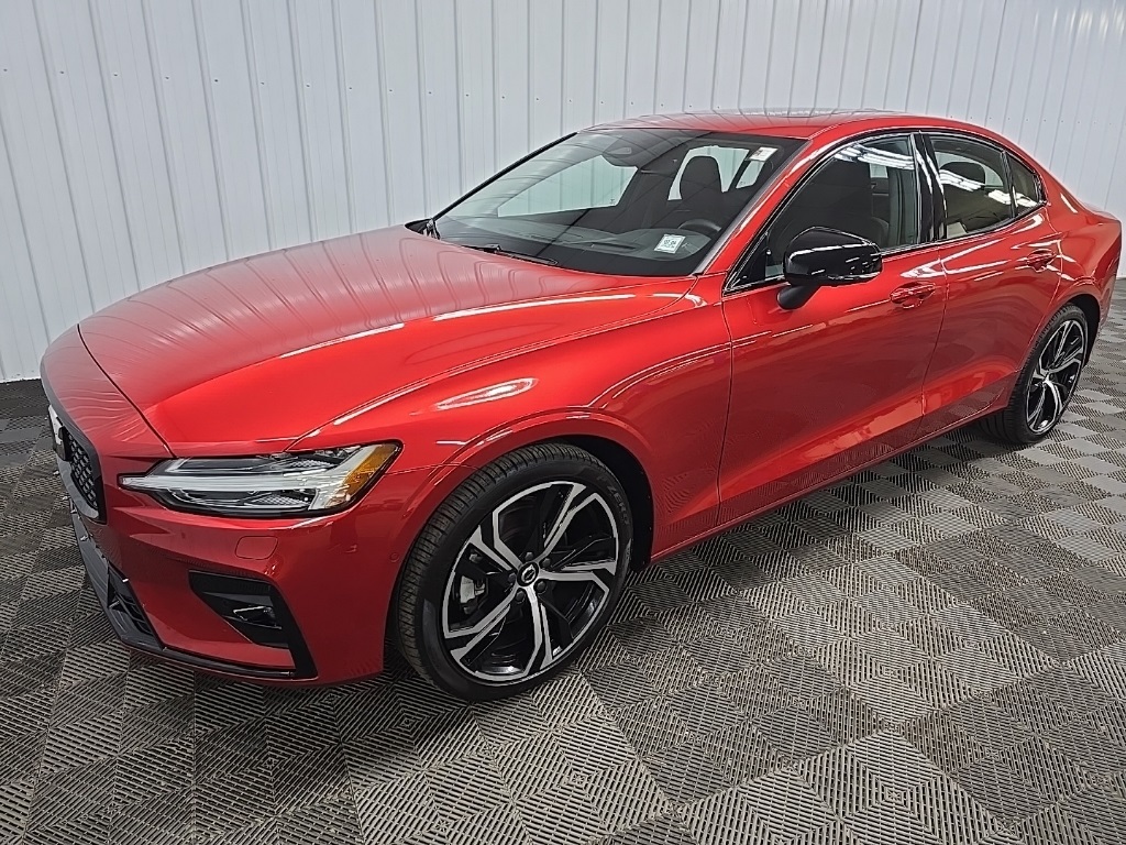 2023 Volvo S60 Ultimate photo 8