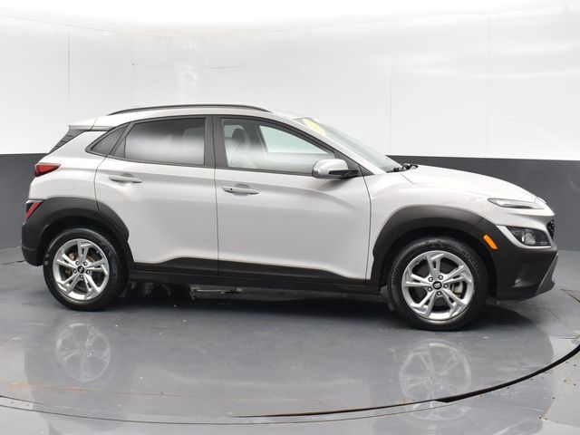 2023 Hyundai Kona SEL photo 4