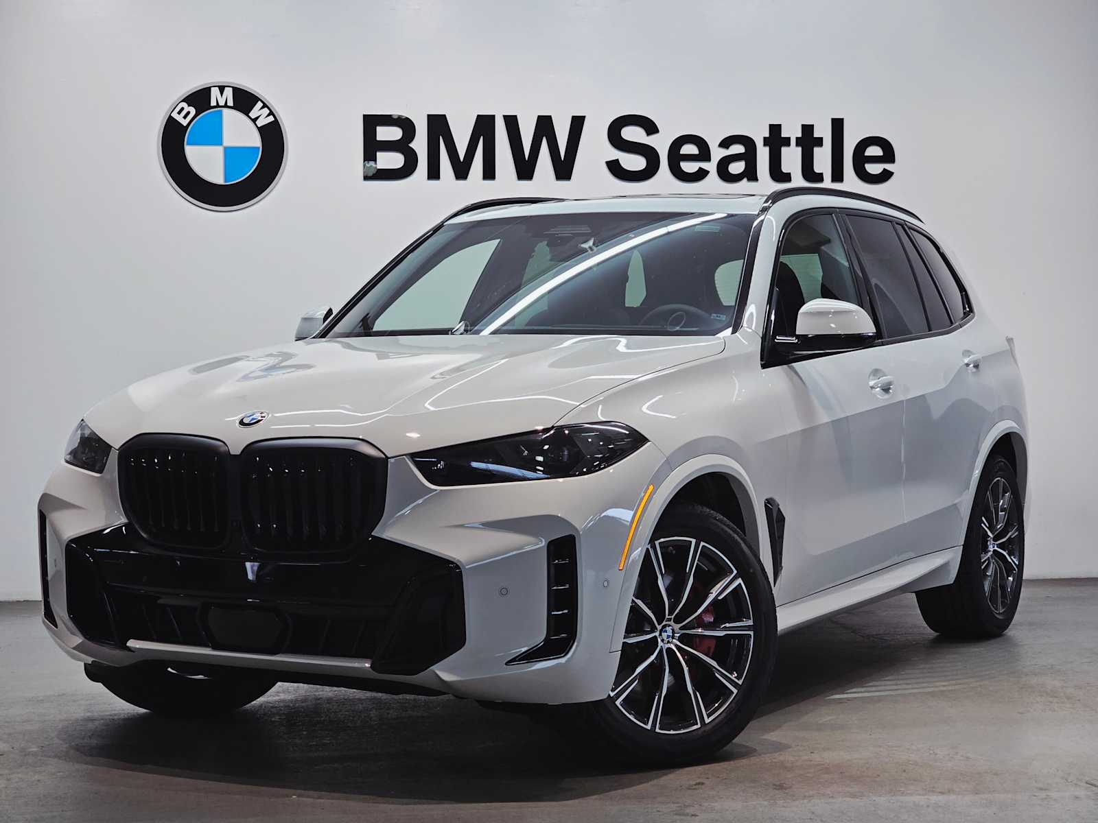 2026 BMW X5 40i's photo