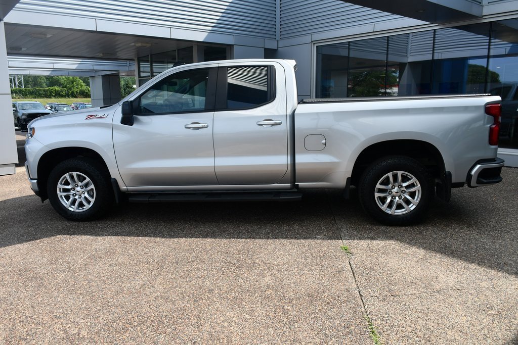 2022 Chevrolet Silverado 1500 RST photo 3