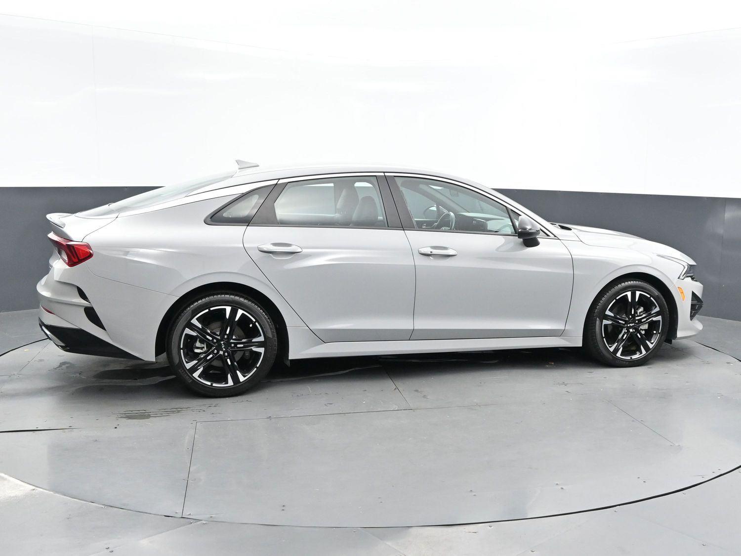 2023 Kia K5 GT-Line photo 8