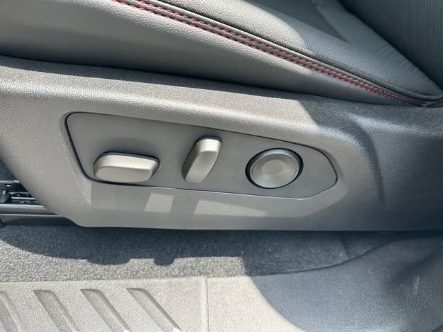 2025 Gmc Canyon AT4 photo 23