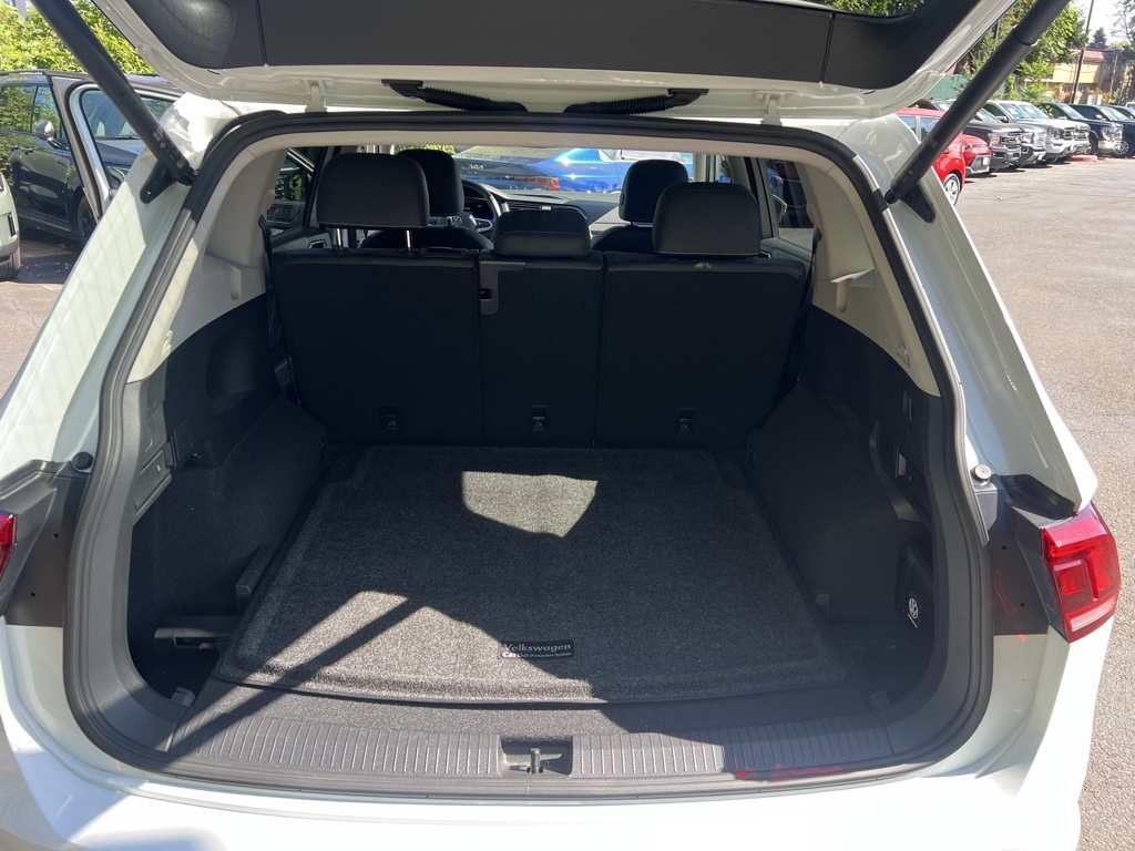 2022 Volkswagen Tiguan SE photo 19