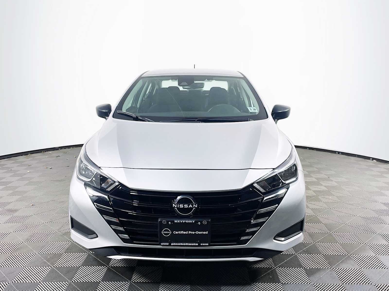 2024 Nissan Versa S photo 2