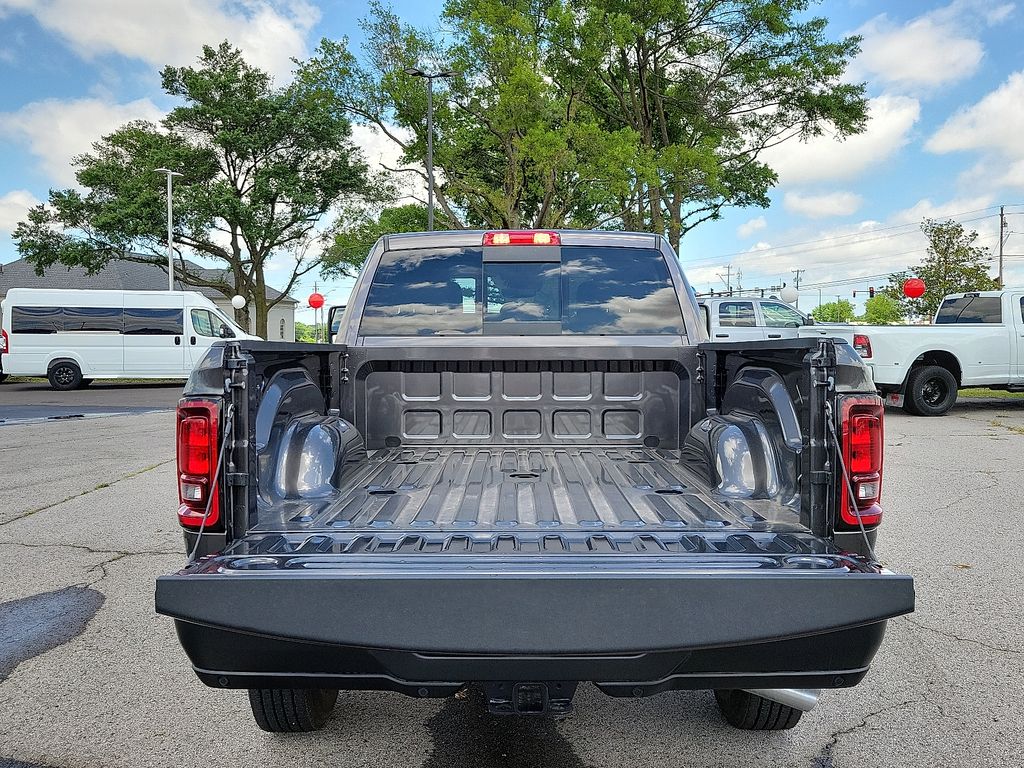2025 Ram 2500 Tradesman photo 8