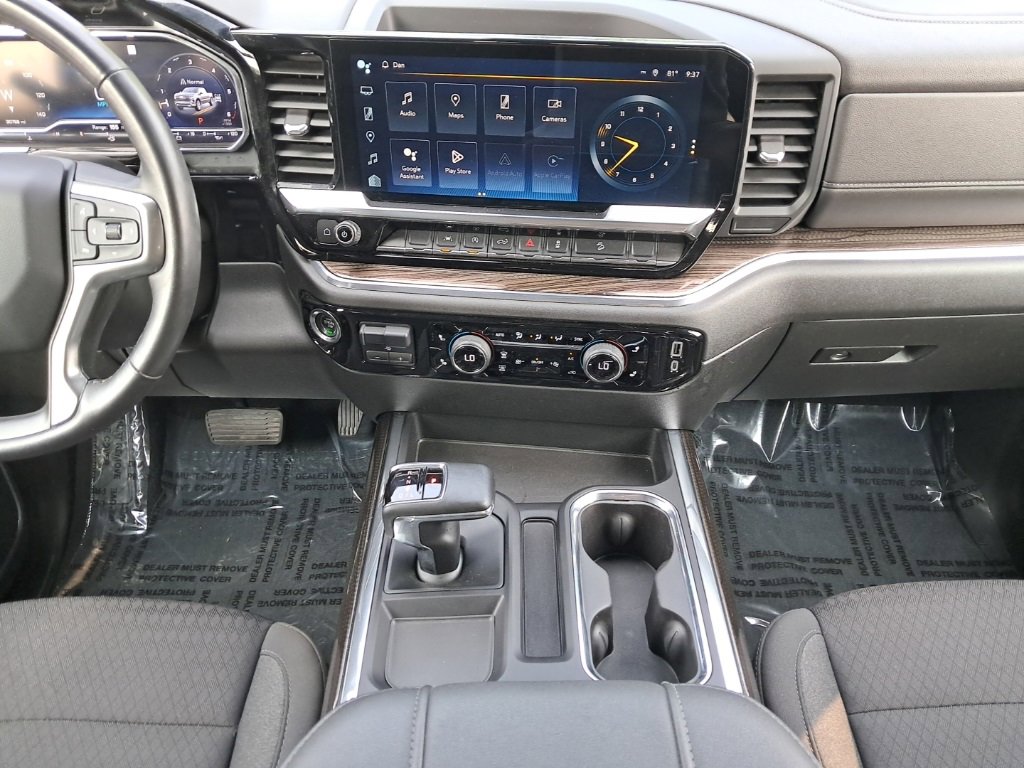2023 Chevrolet Silverado 1500 RST photo 15