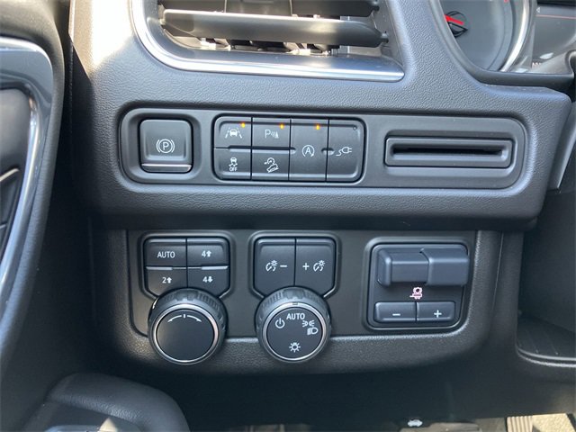 2021 Chevrolet Tahoe Z71 photo 4