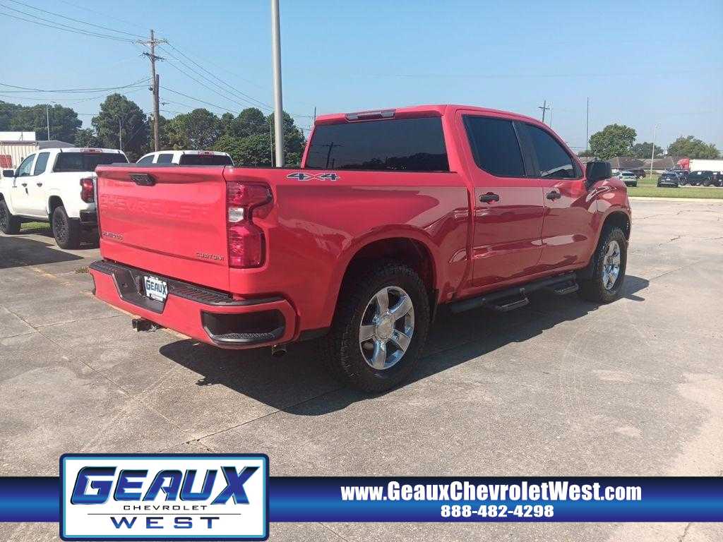 2022 Chevrolet Silverado 1500 Custom photo 6