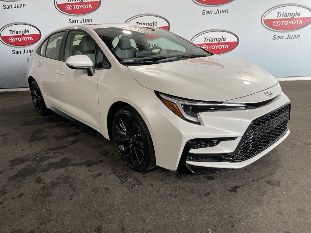 2025 Toyota Corolla SE photo 3