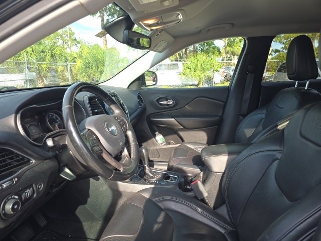 2020 Jeep Cherokee Limited photo 2