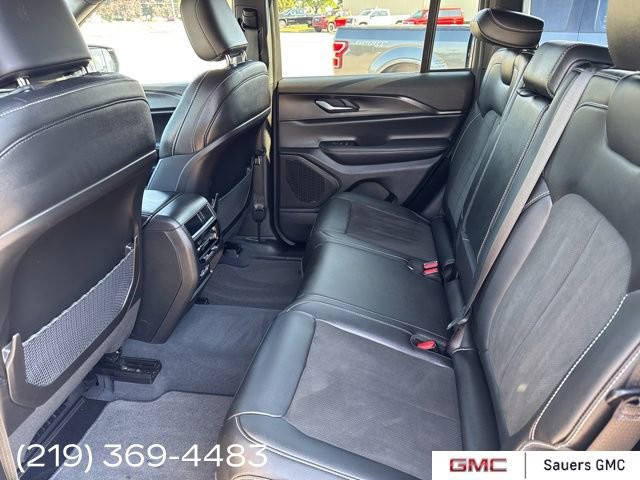 2023 Jeep Grand Cherokee Laredo Altitude photo 20