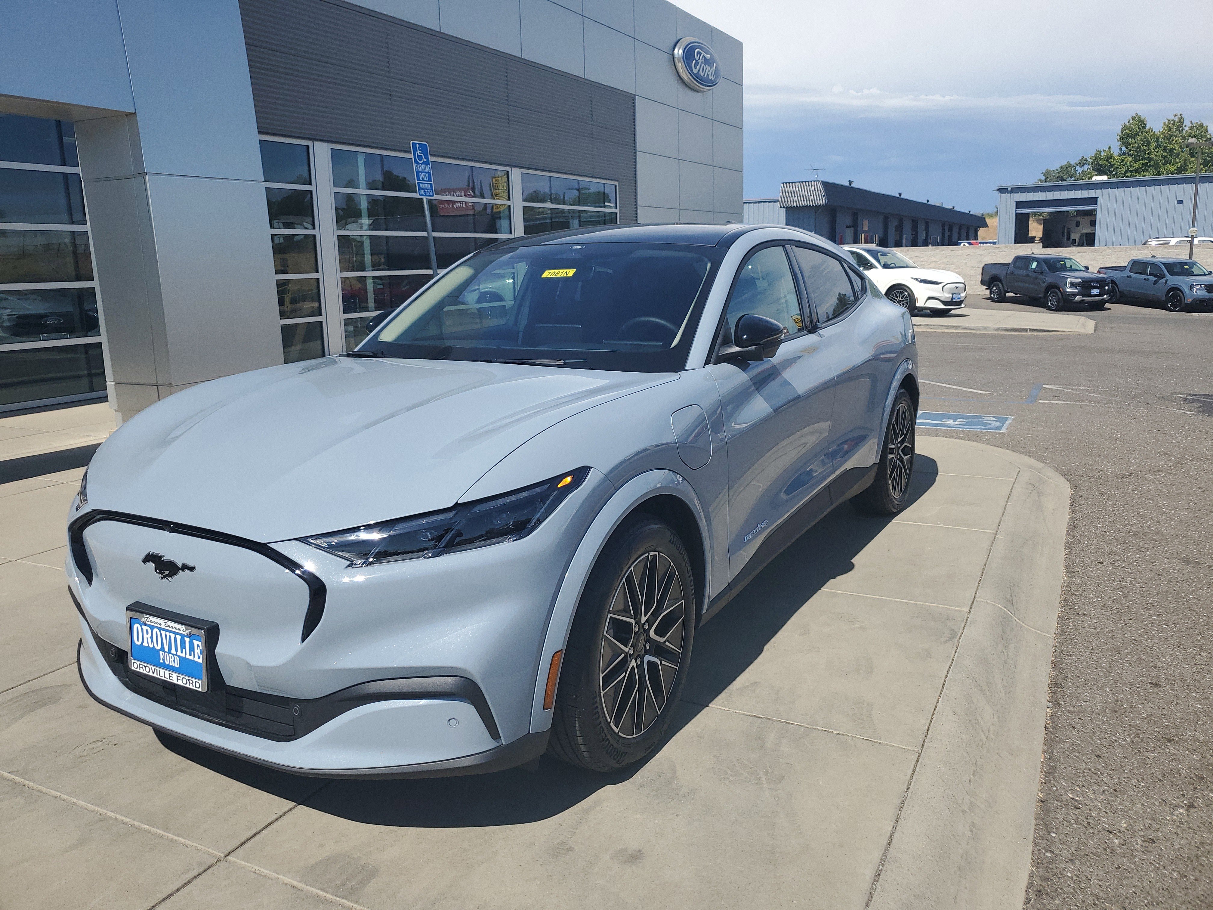 2025 Ford Mustang Mach-E Premium AWD's photo