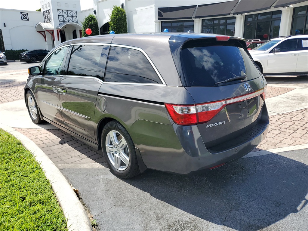 2011 Honda Odyssey Touring Elite photo 4