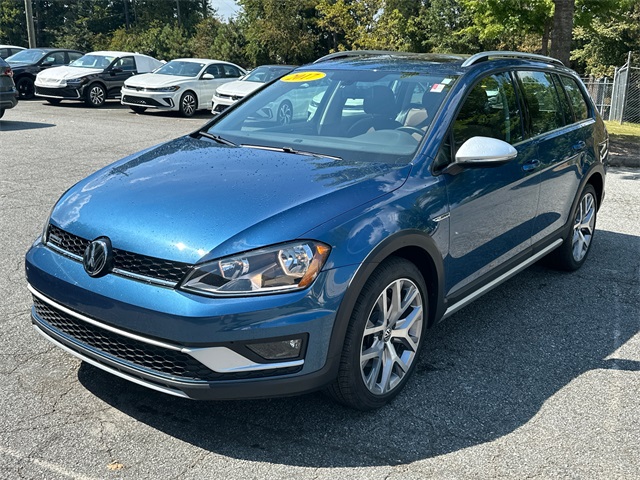 2017 Volkswagen Golf Alltrack TSI SEL photo 3