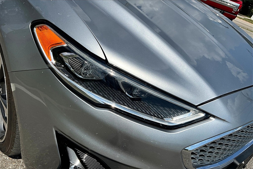 2020 Ford Fusion Titanium photo 31