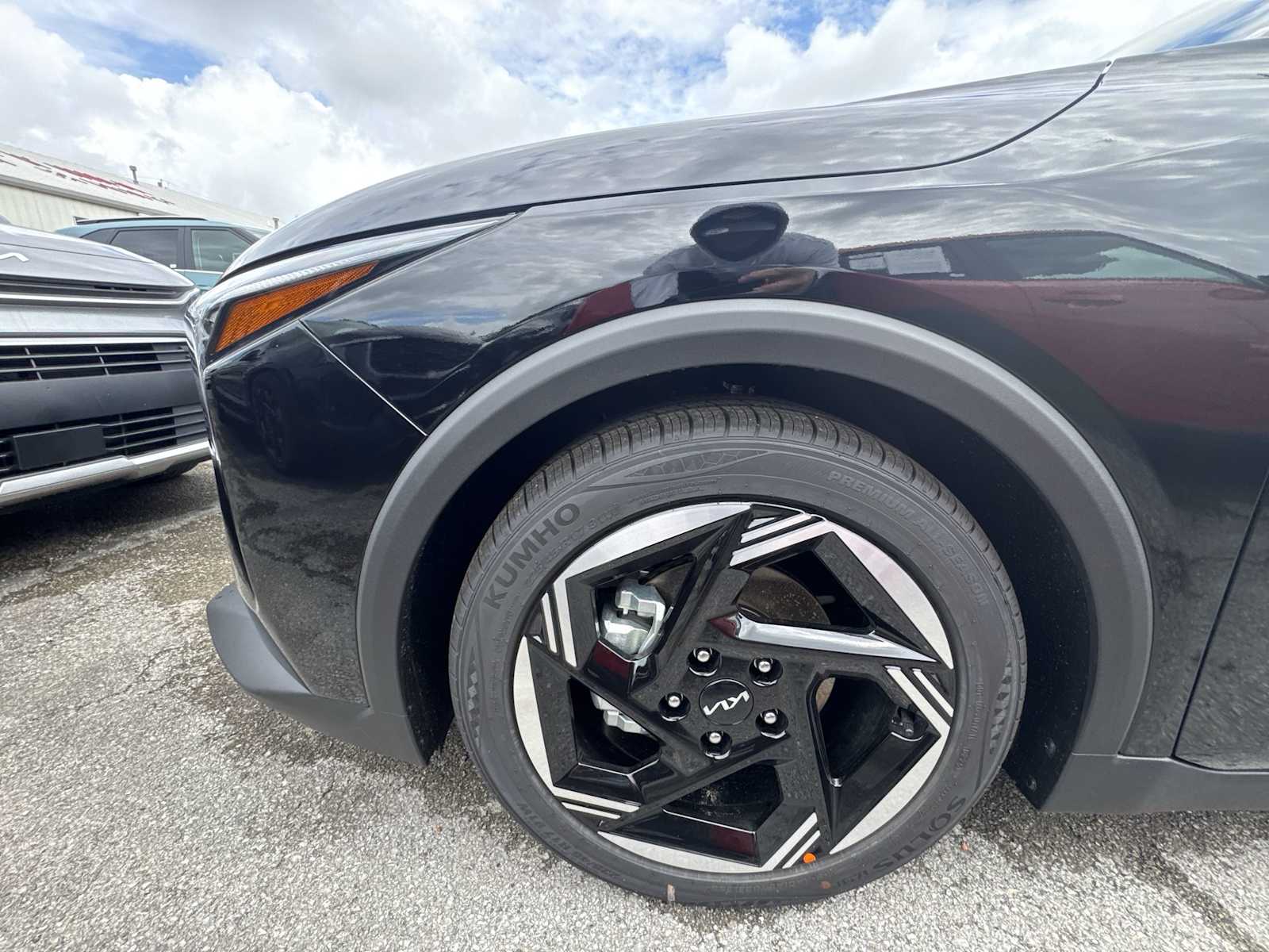 2025 Kia K4 EX photo 2