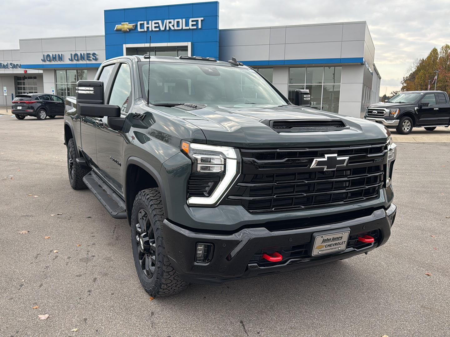 2026 Chevrolet Silverado 2500HD photo 2