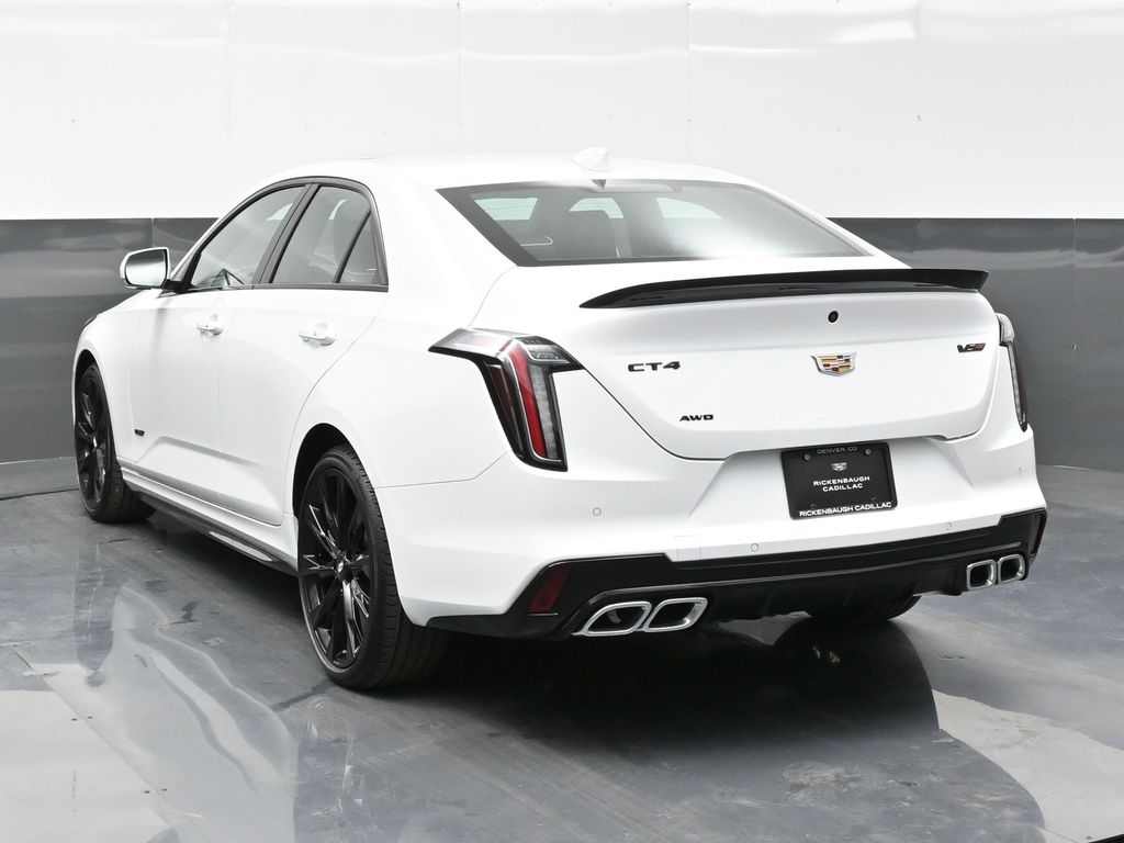 2025 Cadillac CT4 photo 4