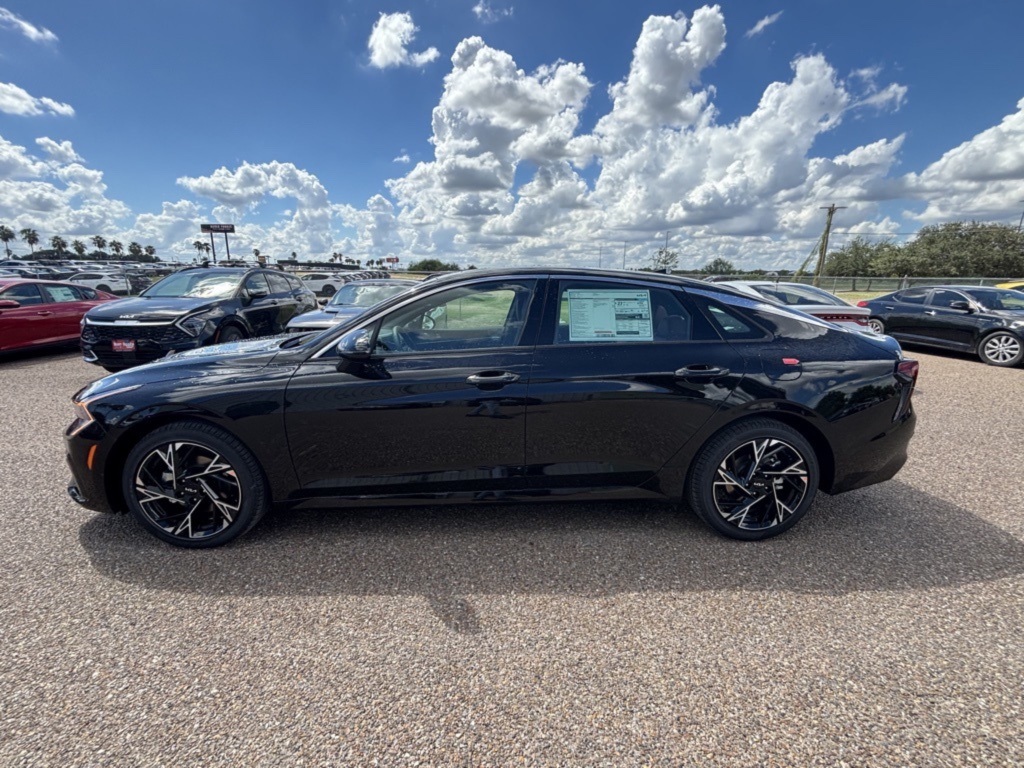 2026 Kia K5 GT-Line photo 4