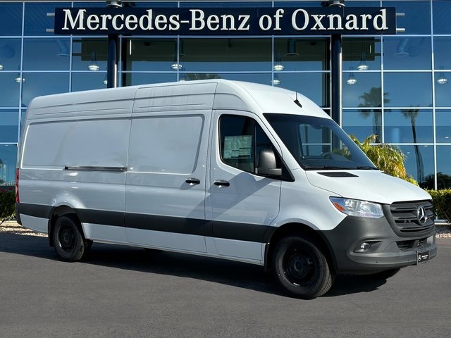 2025 Mercedes-Benz Sprinter Cargo Van Base's photo