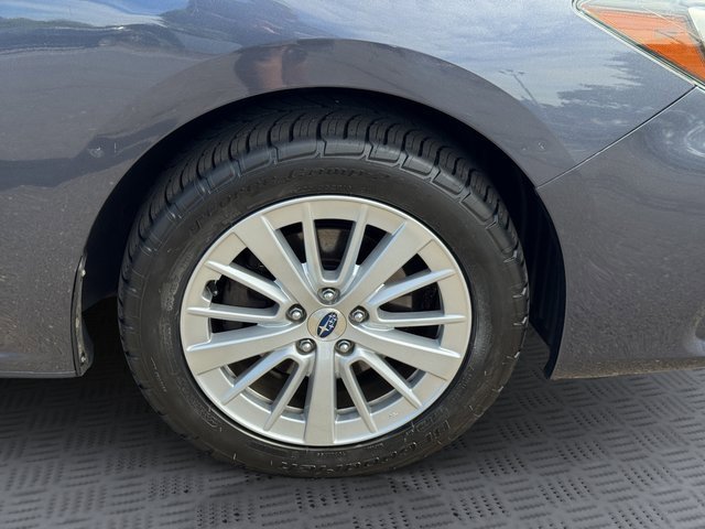2017 Subaru Impreza Premium photo 28
