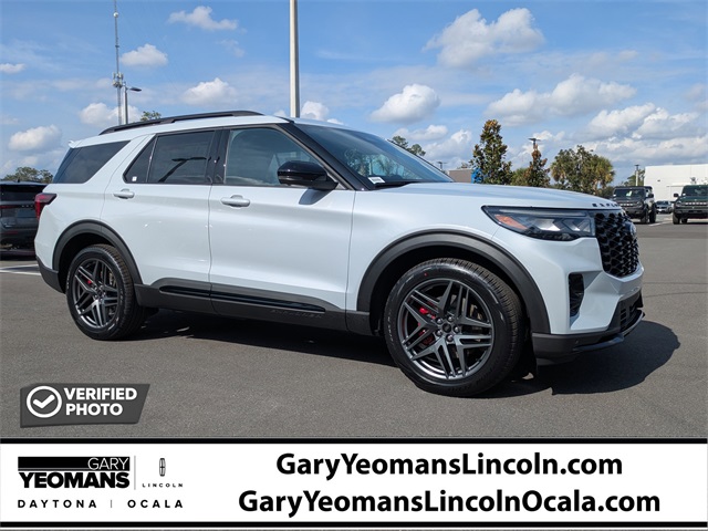 2026 Ford Explorer ST's photo