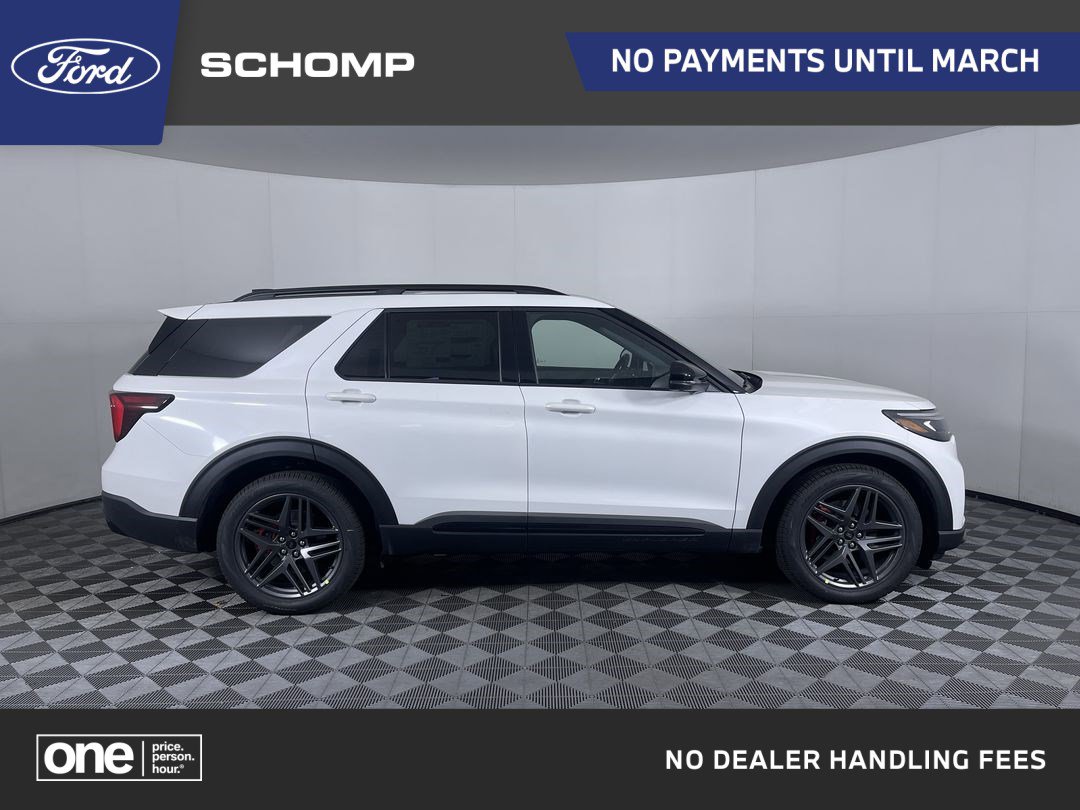 2026 Ford Explorer ST's photo