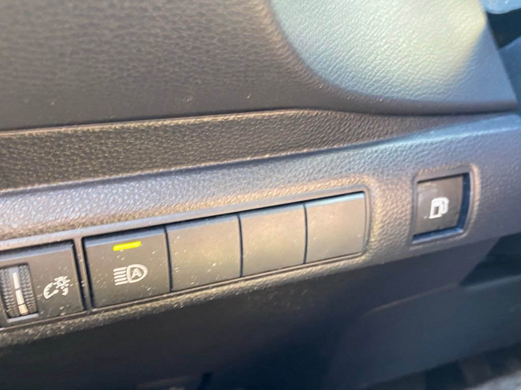 2024 Toyota Corolla Hybrid LE photo 22