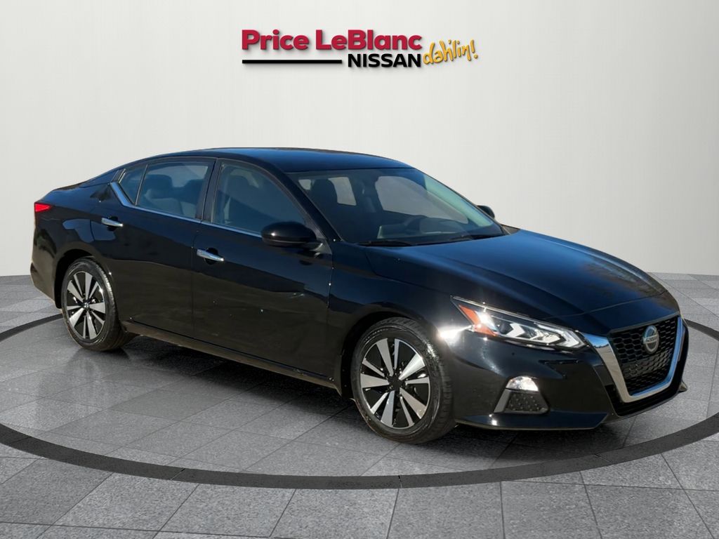 2021 Nissan Altima SV