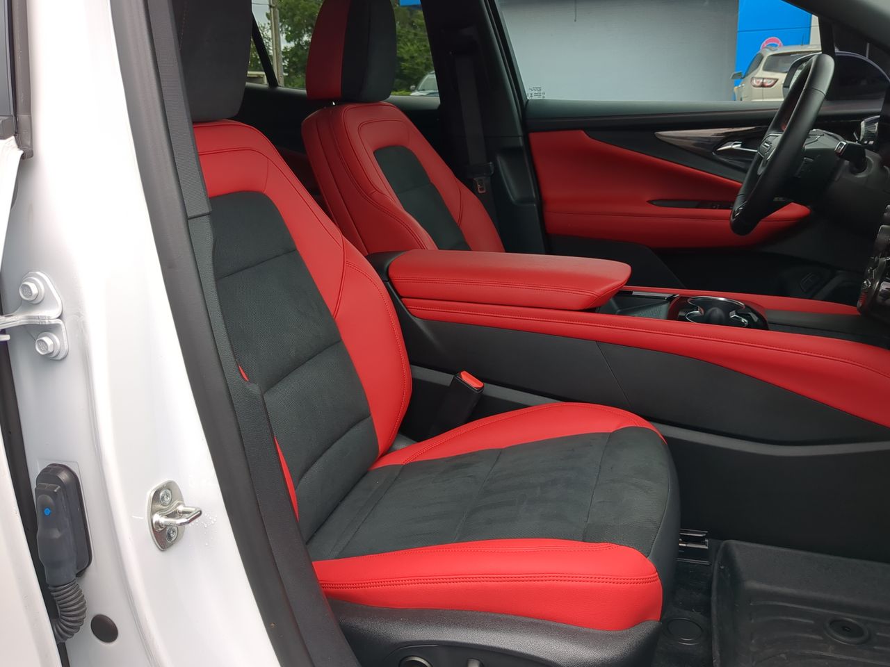 2024 Chevrolet Blazer EV RS photo 24