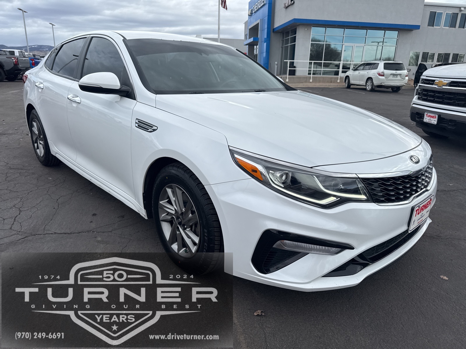 2019 Kia Optima LX's photo
