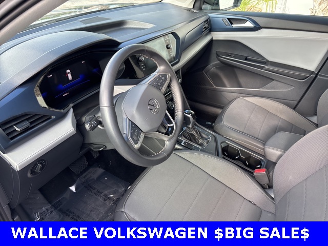 2024 Volkswagen Taos SE photo 4