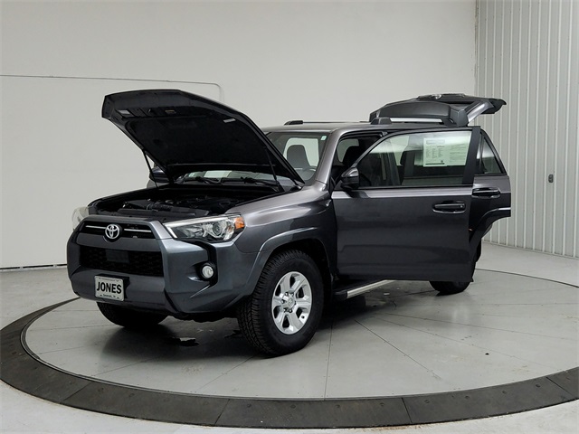 2020 Toyota 4Runner SR5 photo 10