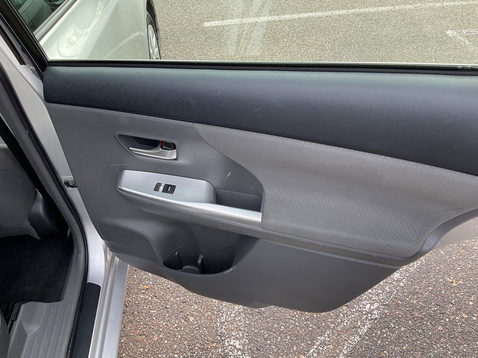 2012 Toyota Prius V Two photo 23