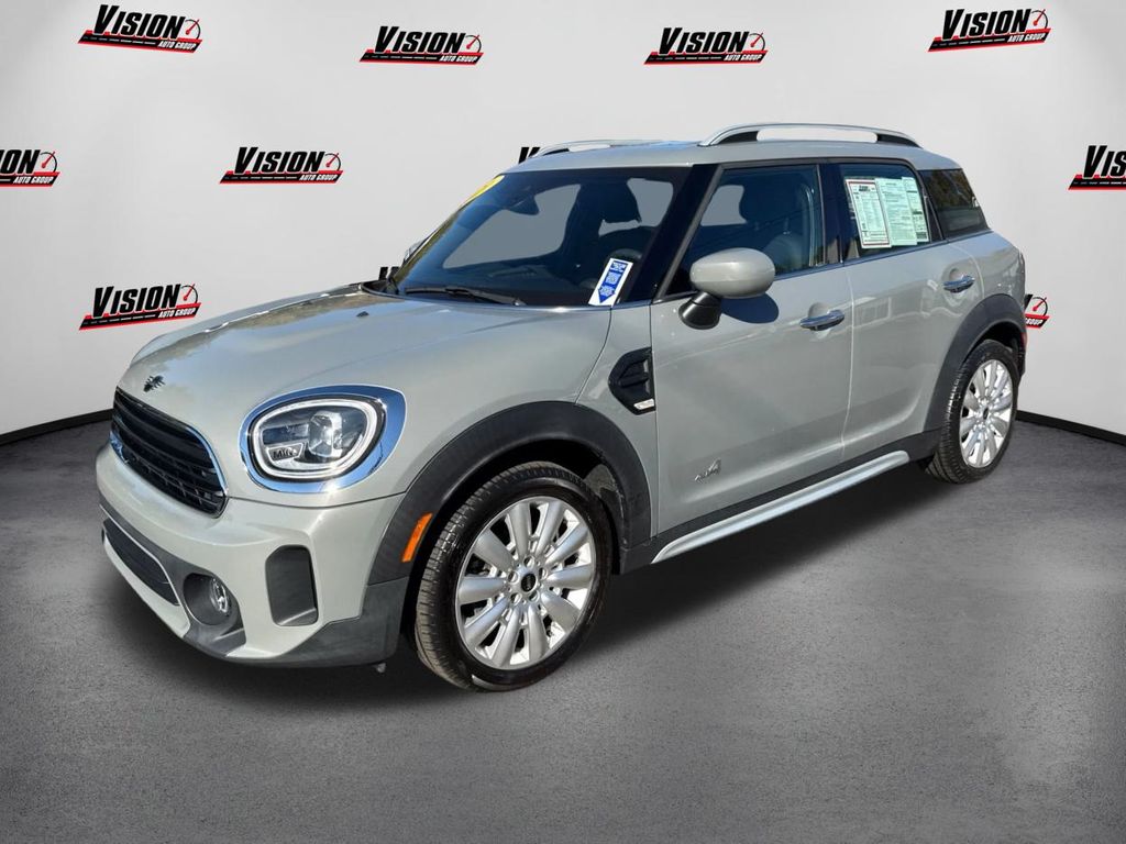 2021 MINI Countryman Oxford Edition's photo