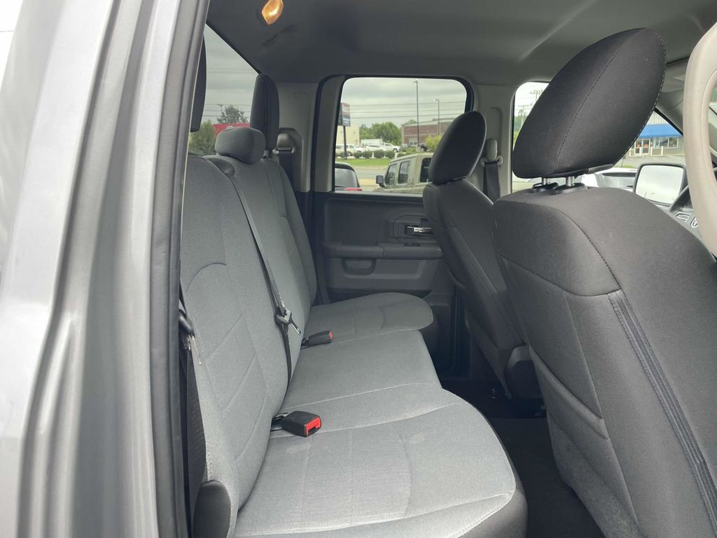 2024 Ram 1500 Classic SLT photo 16