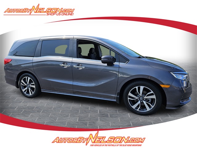 2023 Honda Odyssey Touring's photo