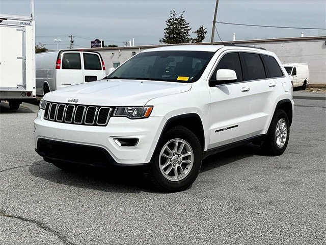 2020 Jeep Grand Cherokee Laredo E photo 2