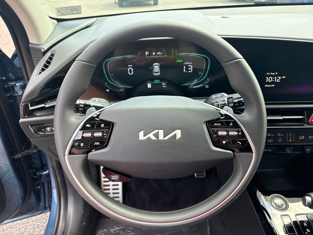 2025 Kia Niro EX Touring photo 15