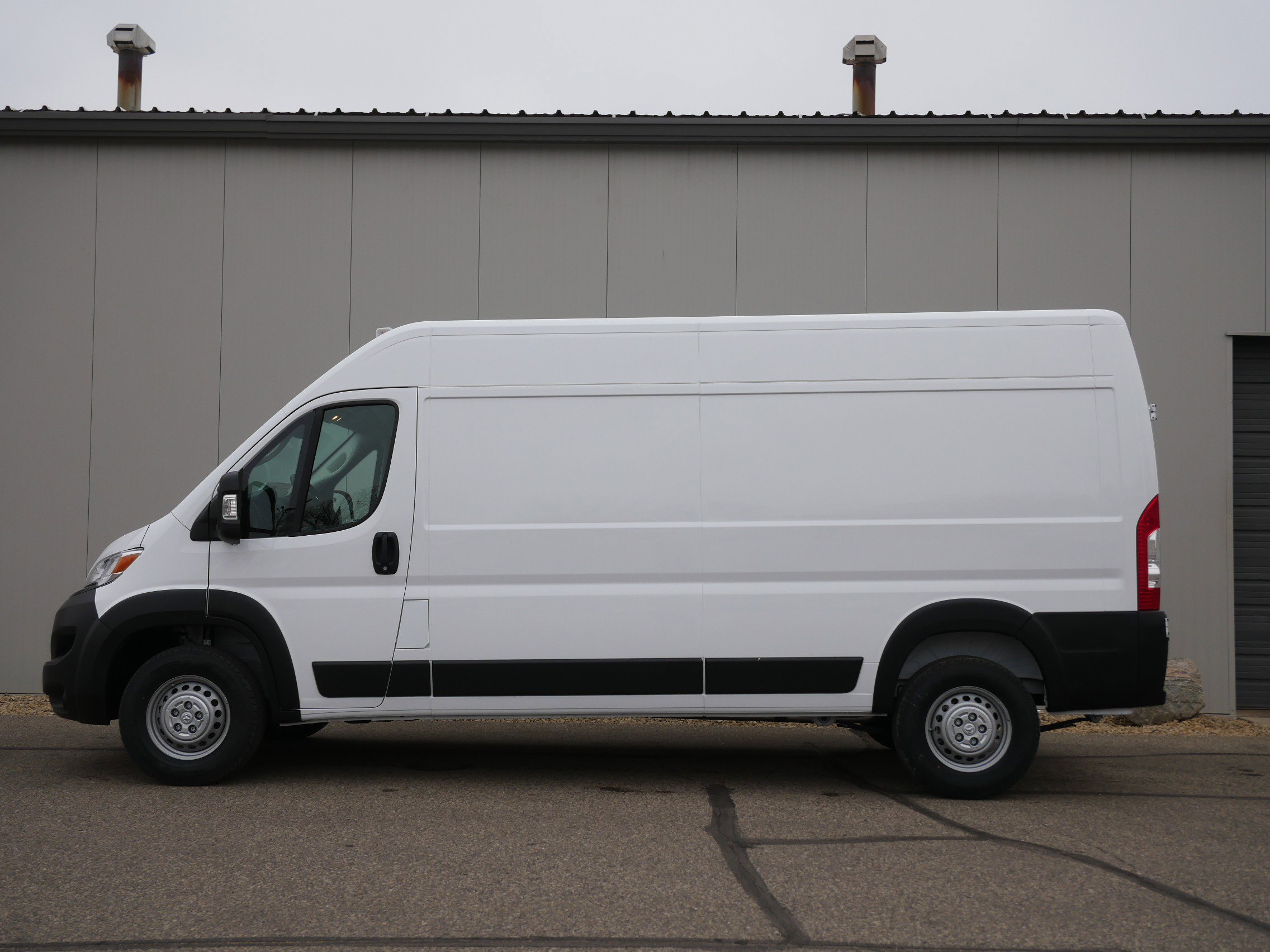 2025 Ram ProMaster 2500 photo 2