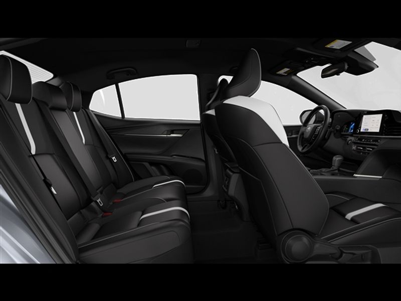 2026 Toyota Camry SE photo 6