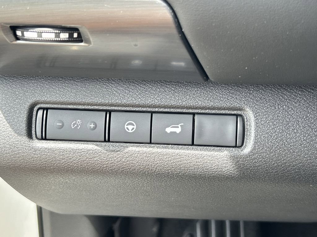 2024 Nissan Pathfinder SL photo 27