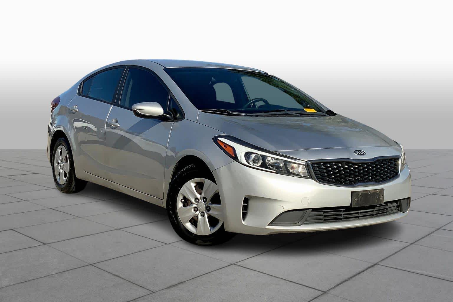Used 2018 Kia FORTE LX with VIN 3KPFK4A74JE167669 for sale in Kansas City