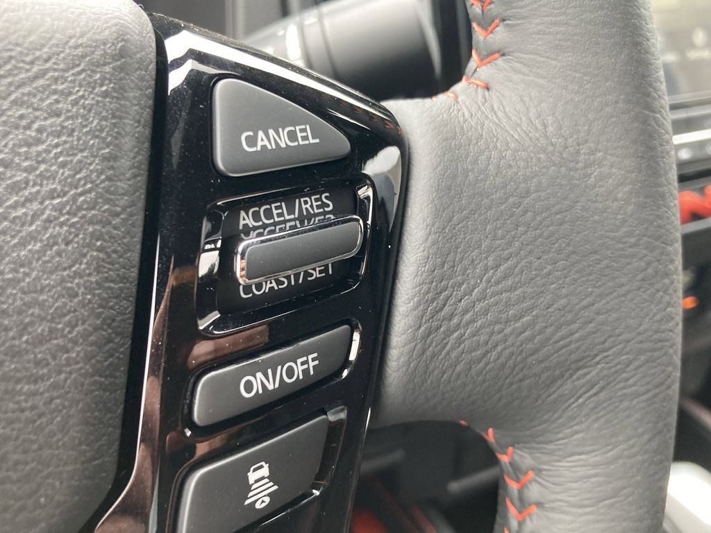 2025 Nissan Frontier Crew Cab PRO-4X photo 20