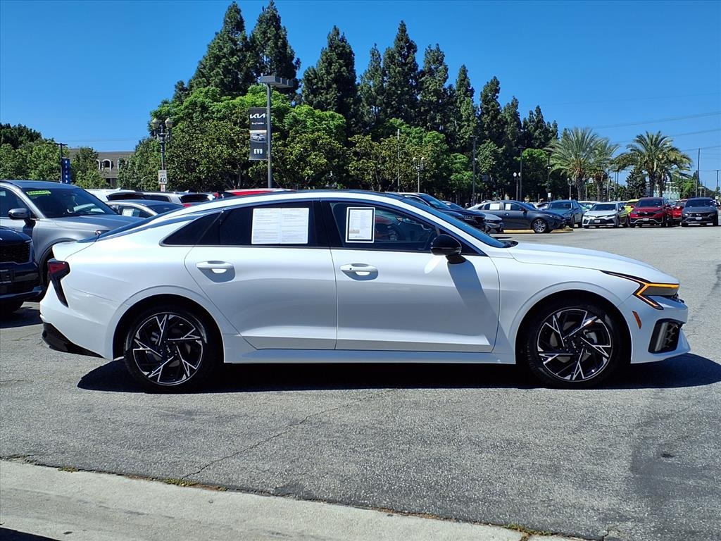 2025 Kia K5 GT-Line photo 6
