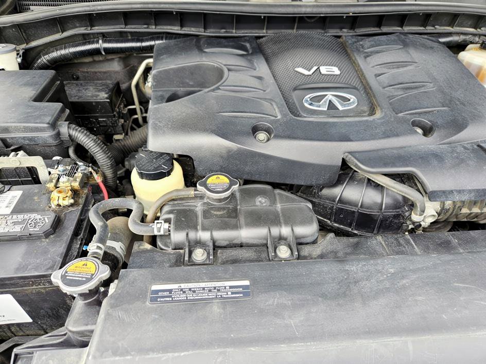 2017 Infiniti QX80 Base photo 15