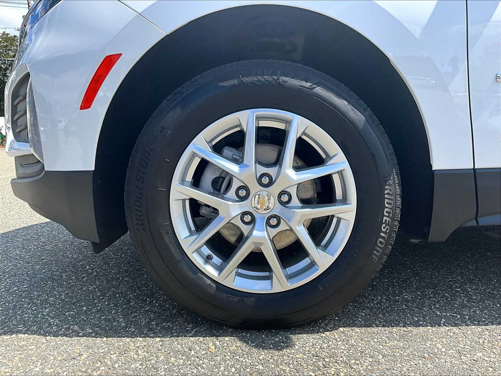 2022 Chevrolet Equinox LT photo 7