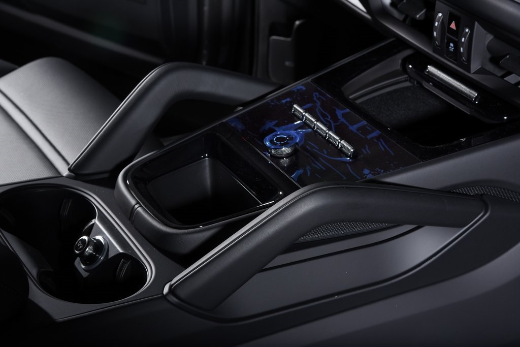2025 Porsche Cayenne GTS photo 22