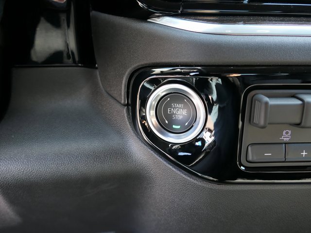 2025 Chevrolet Silverado 1500 LT photo 16